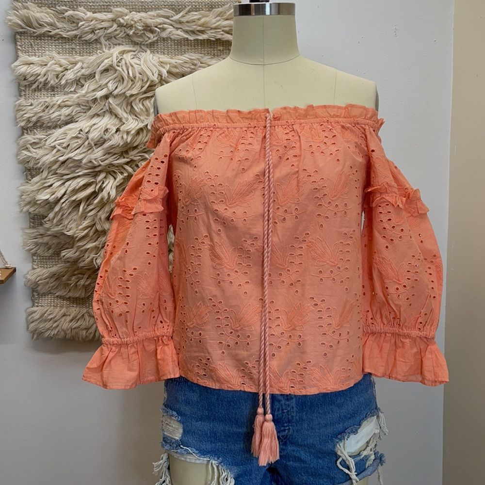 Jane Eyelet Lace Off-The-Shoulder Blouse // seen worn kept - Picture 3 of 11